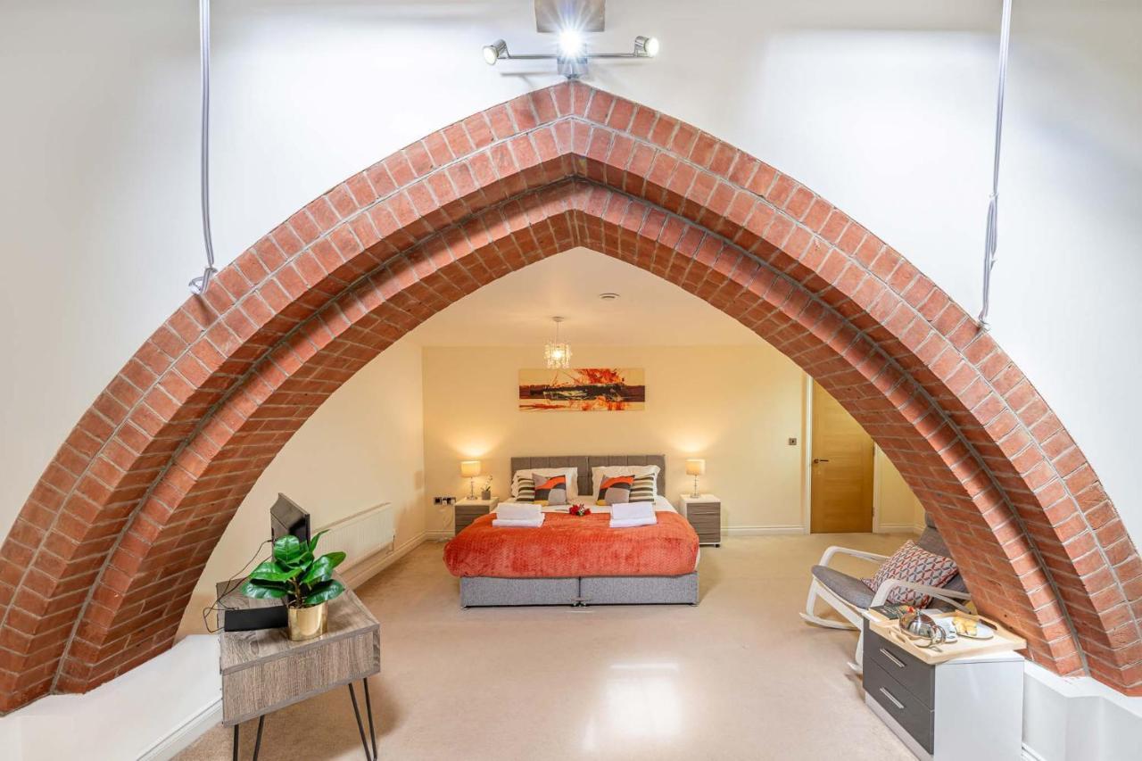 פורטסמות' Grade 2 Listed Converted Church, Within 750Yrds To Southsea Beach מראה חיצוני תמונה